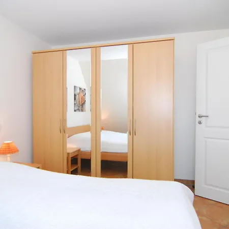 Deckerstrasse 1, Whg I Апартаменты